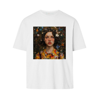 Charming Young Woman - Swallowtailt | Oversize T-Shirt